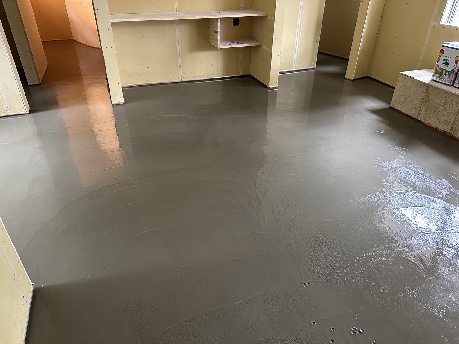 山梨県某住宅土間工事